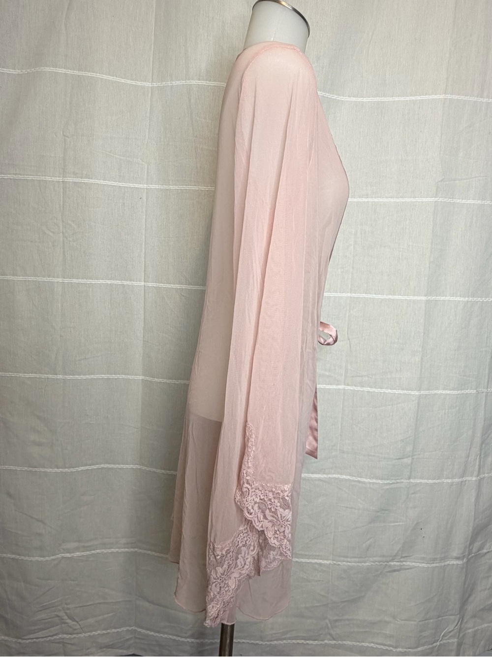 Frederick's of Hollywood Sheer Satin-Trim Wrap Robe in Light Pink - Picture 4 of 7
